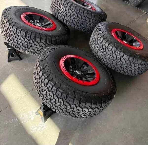 2022 Ford Raptor OEM Factory 17" Wheels + 37" BFGoodrich KO2 Tires