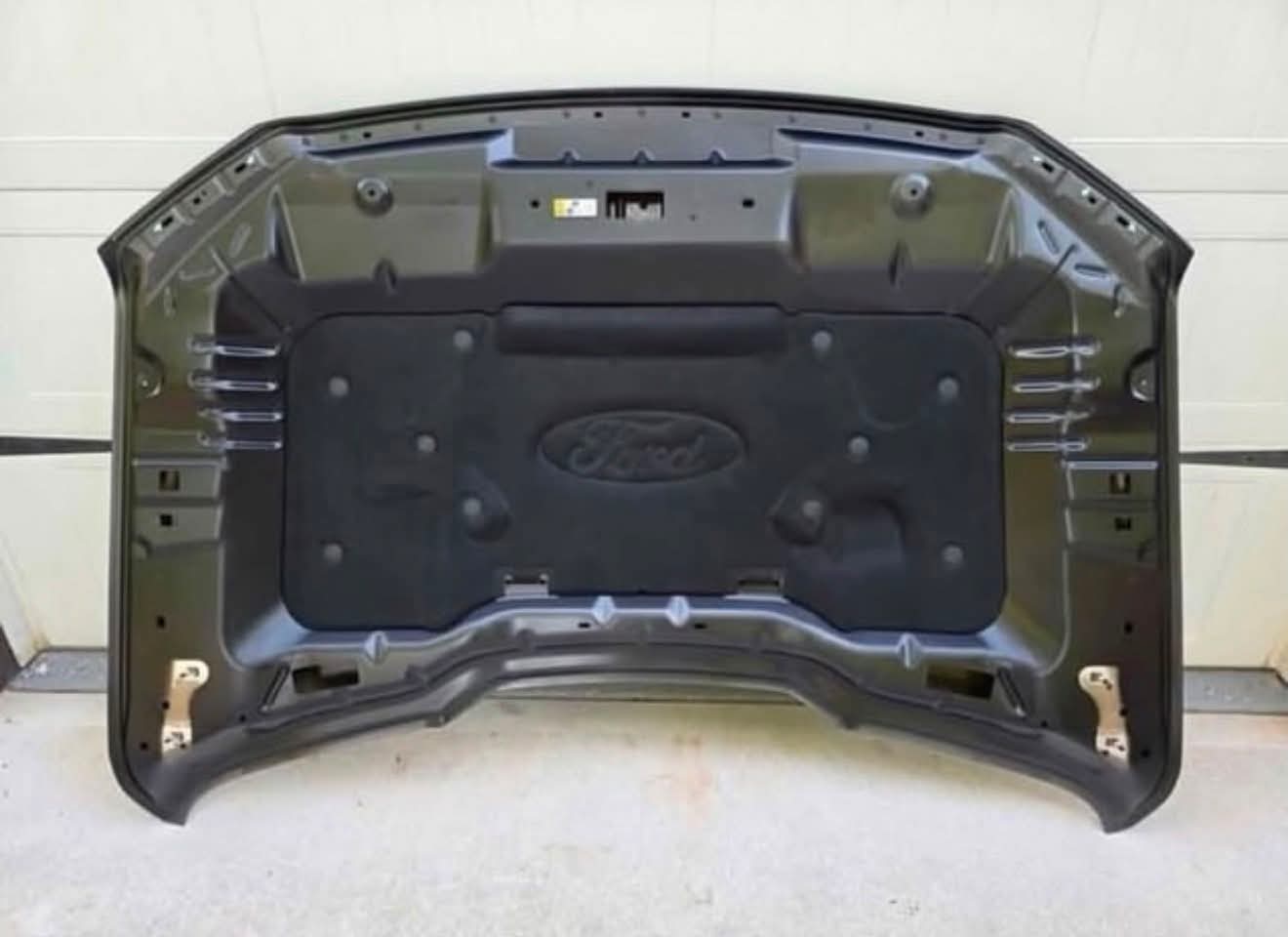 21-25 F150 Hood Grey Ford ML3Z16612D Aluminum OEM. 2021 2022 2023 2024 2025 Ford F150 Hood Grey Ford ML3Z16612D Aluminum OEM Like new Available for shipment.
