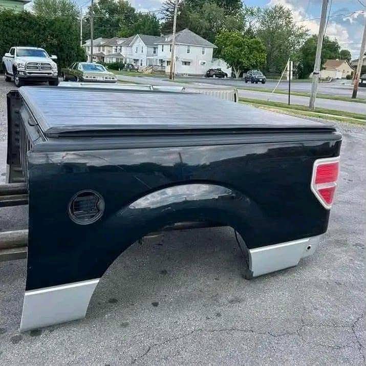 SOUTHERN RUST-FREE FORD TRUCK BEDS