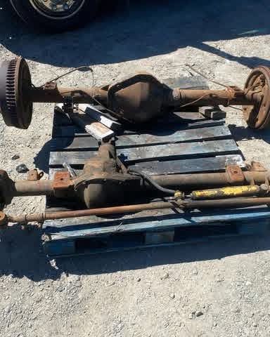 BIG HUB DANA 44 & MATCHING 14-BOLT FULL FLOATER