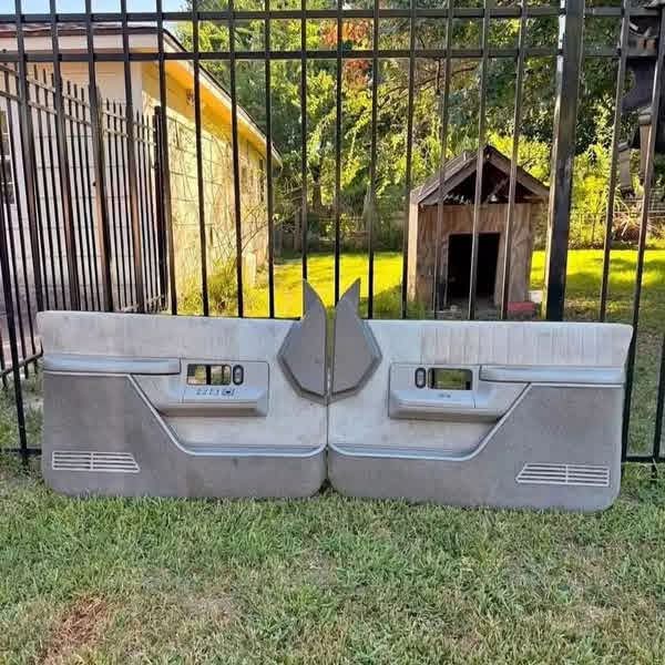 1988–1994 OBS Chevy / GMC Gray Door Panels