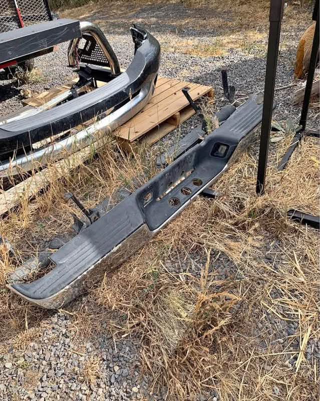 2008 Dodge Ram 1500 Front & Rear Bumpers + Side Steps