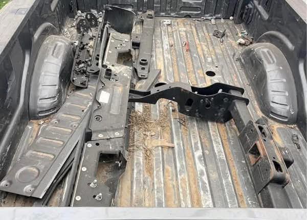 Ford 8’ Dually Bed – F-350 / F-450 Super Duty 