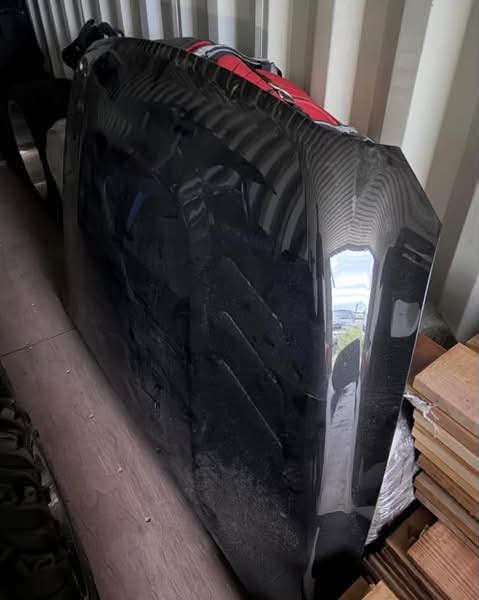 4TH GEN DODGE RAM 2500 / 3500 HOOD