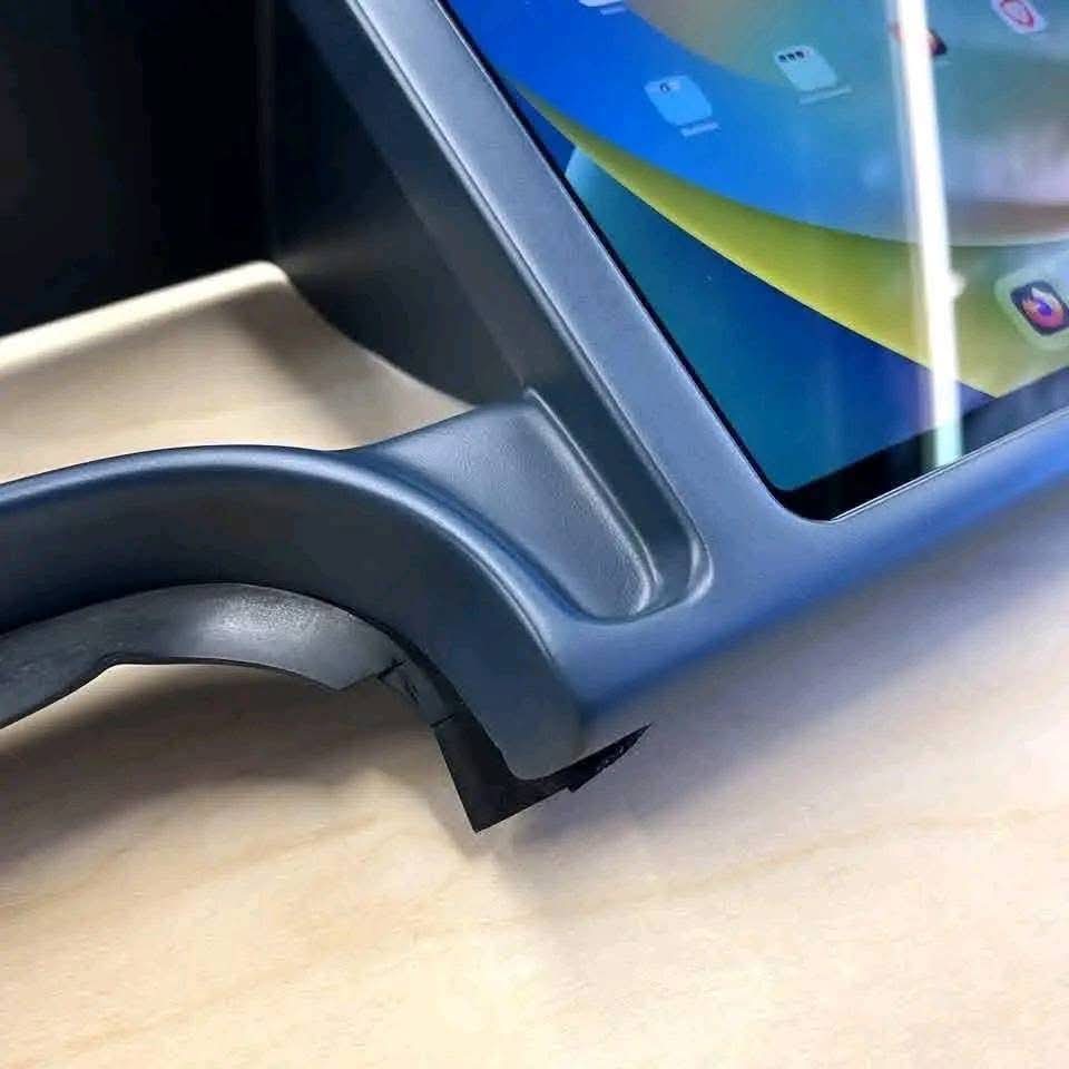 1995–1998 Chevy 1500 iPad Pro 12.9” Dash