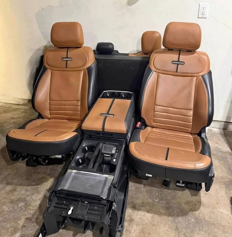 2021–2026 Ford F-150 Platinum Front Seats & Center Console
