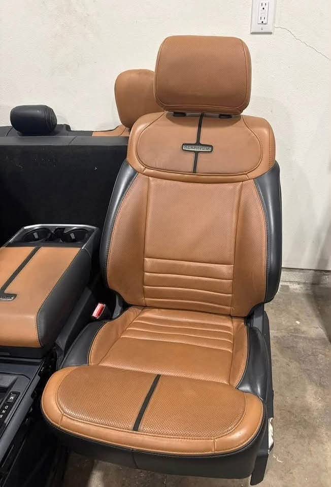 2021–2026 Ford F-150 Platinum Front Seats & Center Console