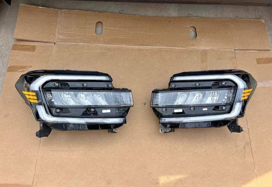 2022–2024 Ford Expedition LED Headlights