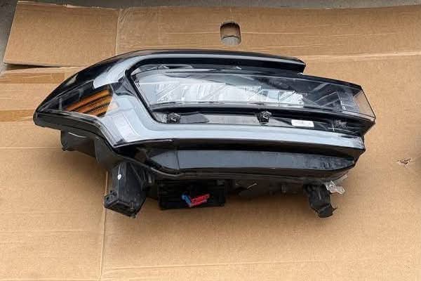 2022–2024 Ford Expedition LED Headlights