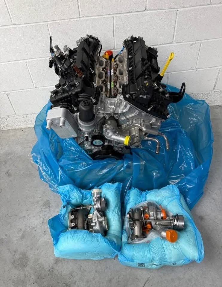 Ford OEM 2020–2024 Explorer ST 3.0L V6 Long Block + Twin Turbos