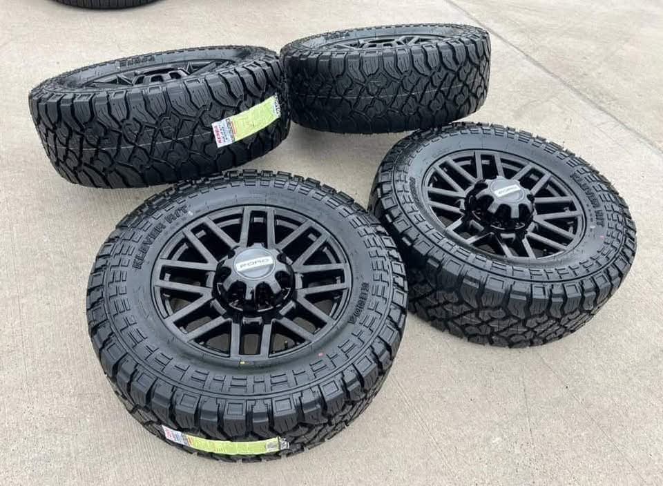 Ford F-250/F-350 OEM Black Wheels & Tires