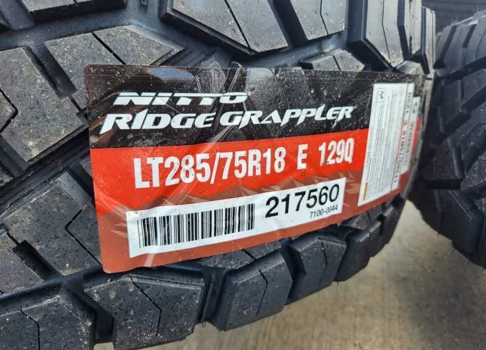 18” OEM Ford F-250/F-350 Tremor gray wheels